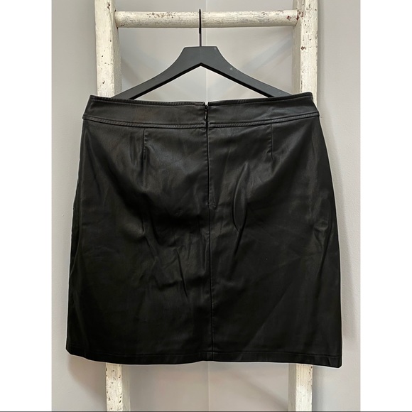 Loft Black Leather Skirt with Side Slit - Picture 2 of 3